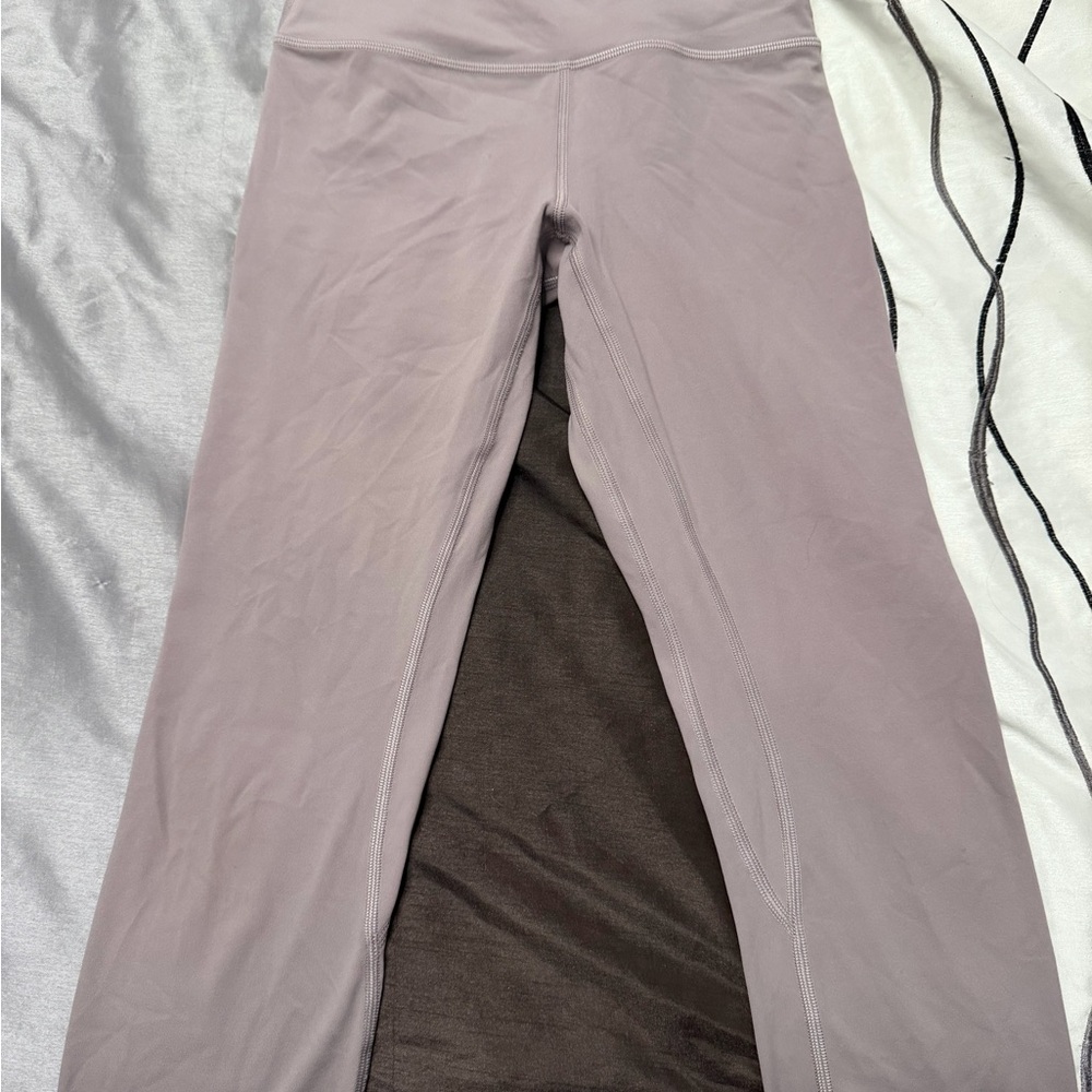 Light Purple High-Waisted Lululemon Leggings/Tights